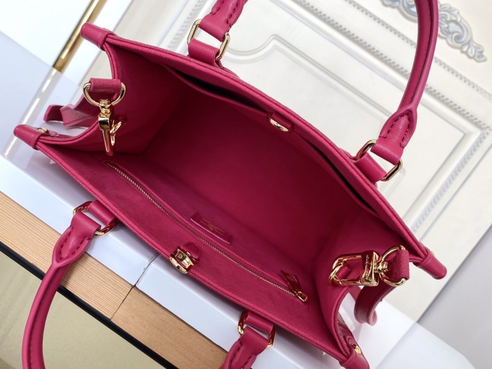  Handbag   Louis Vuitton  45660  size  25 x 19 x 11.5  cm