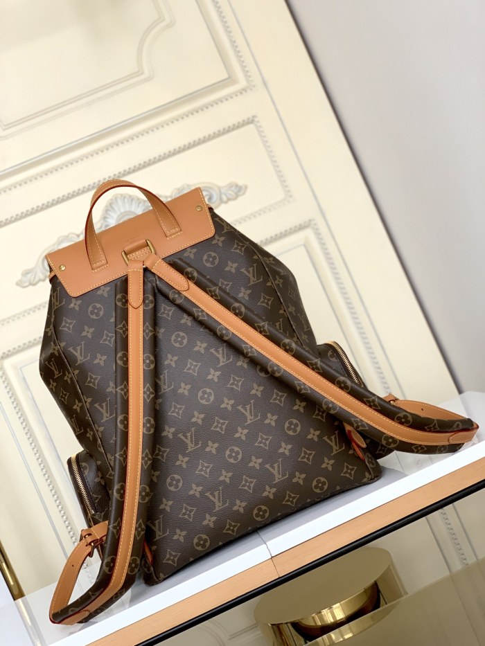  Handbag   Louis Vuitton  M44658   size  45x33x22  cm