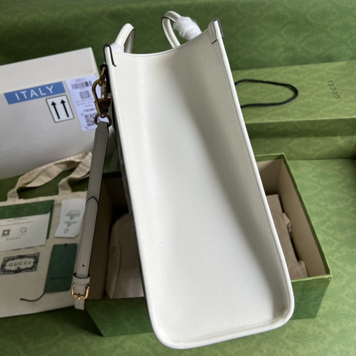  Handbag   Gucci  687827   size  38*32*12  cm 