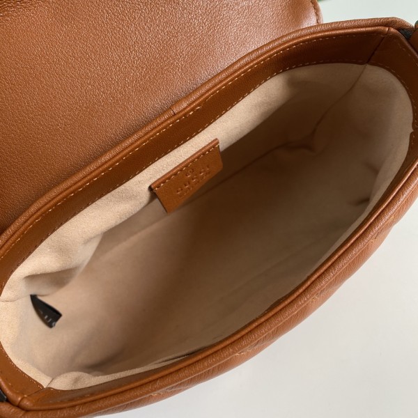  Handbag   Gucci   583571  size  21*15.5*8  cm