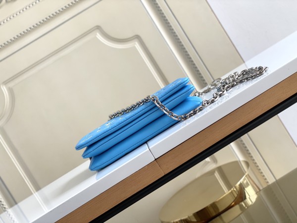  Handbag   Louis Vuitton   M80742  size  20 x 14 x 8  cm