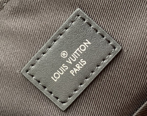  Handbag   Louis Vuitton   M45538  size  60x72x19  cm  