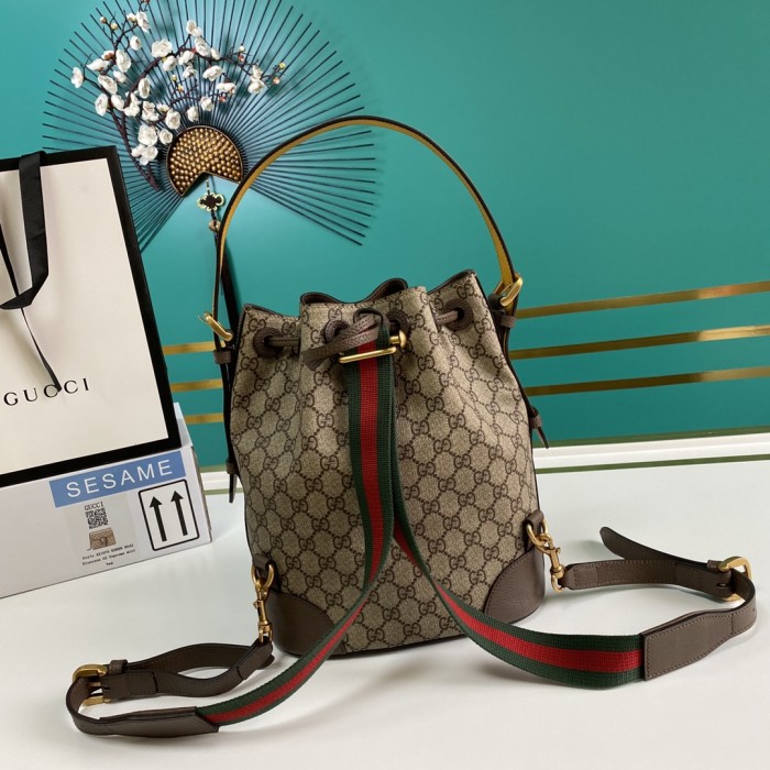  Handbag   Gucci    473875   size  23*27*15  cm