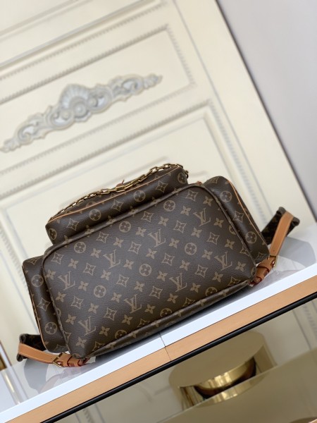  Handbag   Louis Vuitton  M44658   size  45x33x22  cm