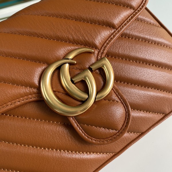  Handbag   Gucci   583571  size  21*15.5*8  cm