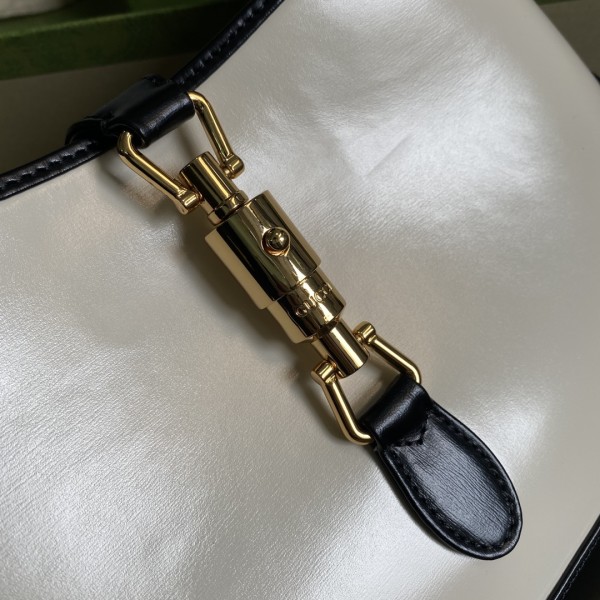 Handbag   Gucci  636706  size  28*19*4.5  cm  