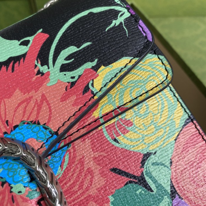  Handbag  Gucci  421970    size  20*15.5*5  cm  