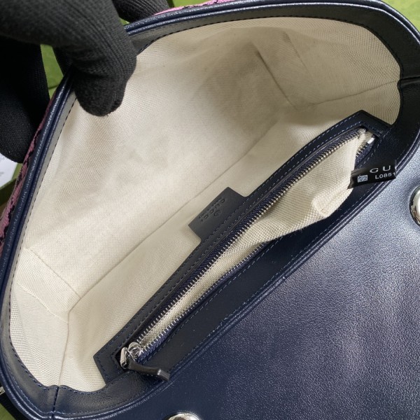  Handbag   Gucci  443497  size  26*15*7  cm