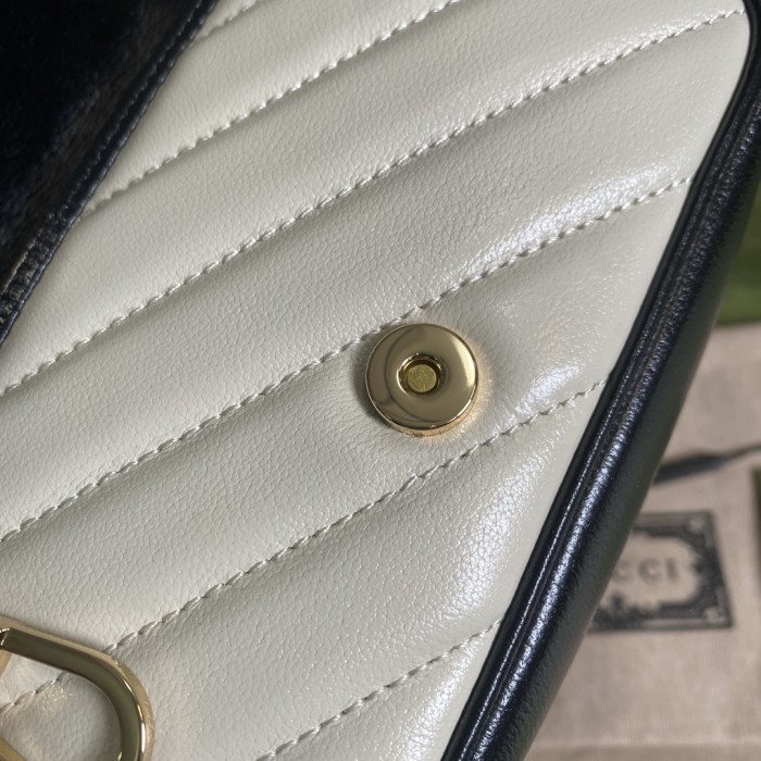  Handbag    Gucci   574969   size  16.5*10.2*5.1  cm