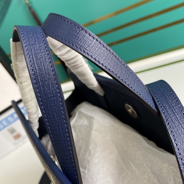  Handbag   Gucci  612992  size  28*25*11  cm