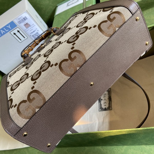 Handbag   Gucci   655658  size  35*30*14  cm