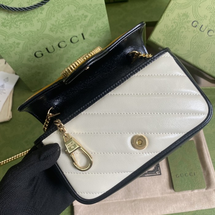  Handbag    Gucci   574969   size  16.5*10.2*5.1  cm