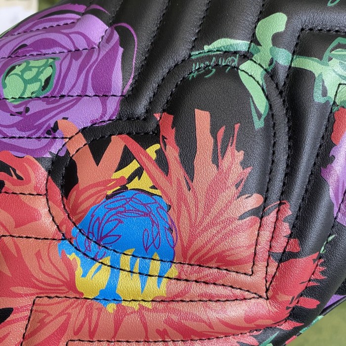 Handbag   Gucci  443497   size  26*15*7  cm