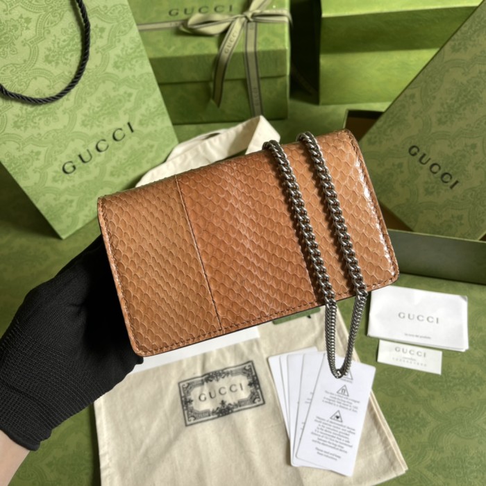  Handbag   Gucci  476432   size  16.5*10*4.5  cm 
