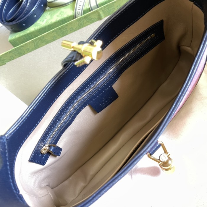  Handbag   Gucci  636706   size  28*19*4.5  cm