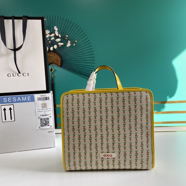  Handbag   Gucci   605614  size  28*26.5*9  cm