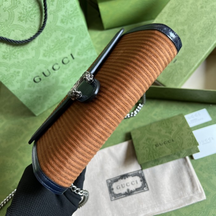 Handbag   Gucci  401231  size  20*13.5*3  cm