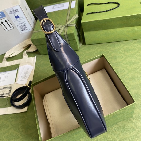 Handbag    Gucci   636709    size  28*19*4.5  cm