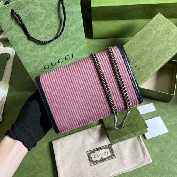 Handbag   Gucci  401231   size  20*13.5*3  cm