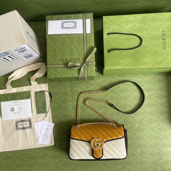 Handbag    Gucci   443497  size  26*15*7  cm