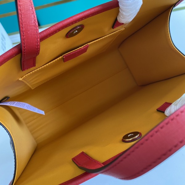  Handbag   Gucci   605614   size  28*26.5*9   cm