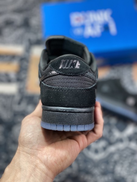 Nike Dunk Low SP Undefeated 5 On It Black