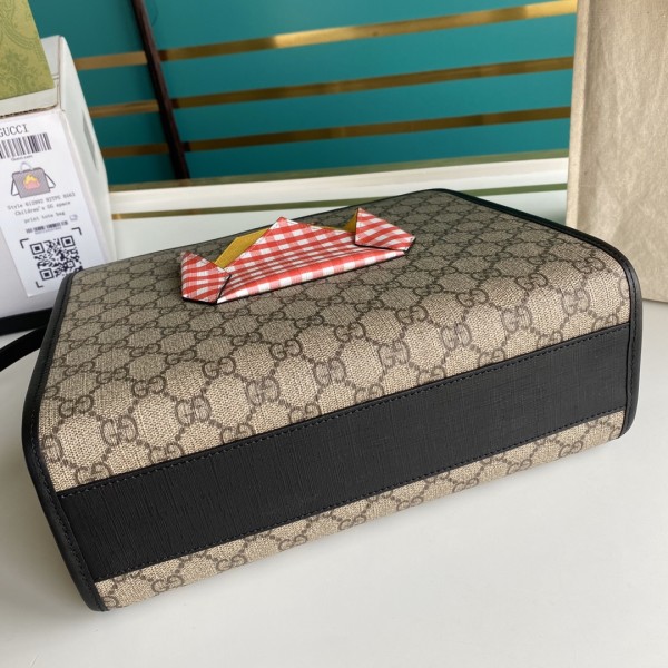  Handbag    Gucci  612992  size  28*25*11  cm