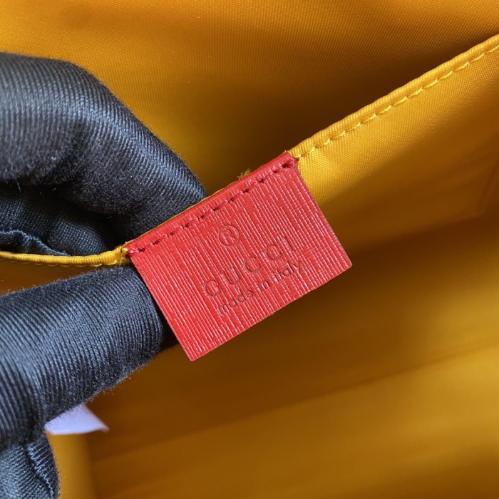  Handbag   Gucci   605614   size  28*26.5*9   cm