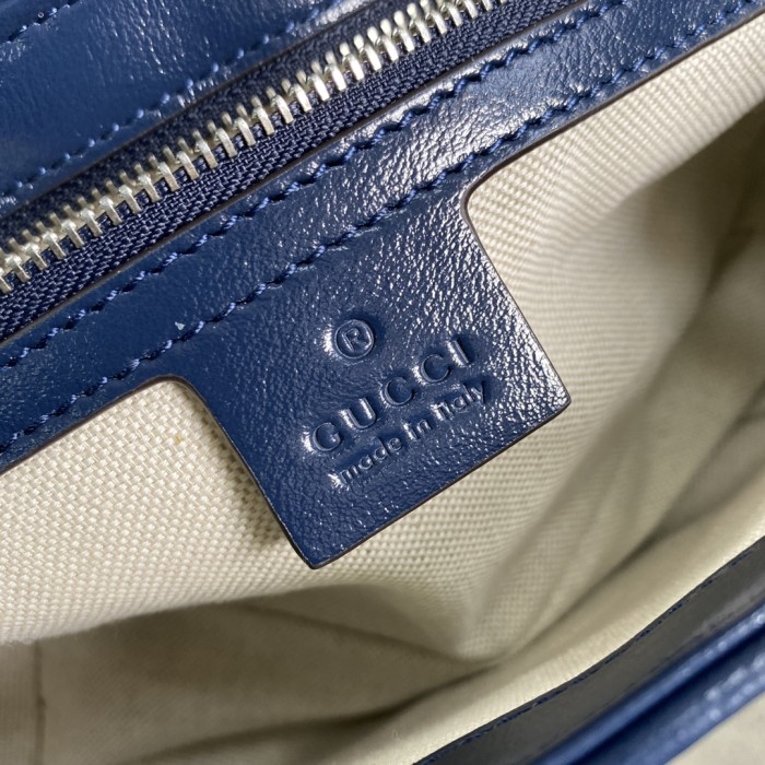  Handbag  Gucci  443497  size   26*15*7  cm