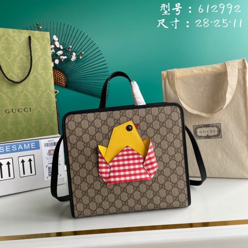  Handbag    Gucci  612992  size  28*25*11  cm