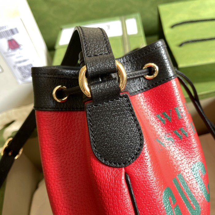  Handbag    Gucci   676682   size  25*27*12.5  cm