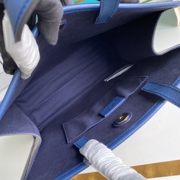 Handbag   Gucci   605614   size  28*25*11  cm