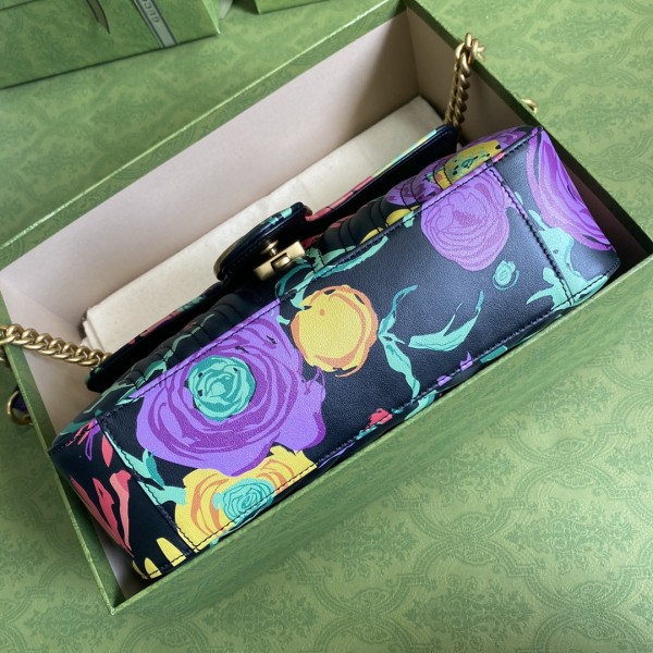 Handbag   Gucci  443497   size  26*15*7  cm