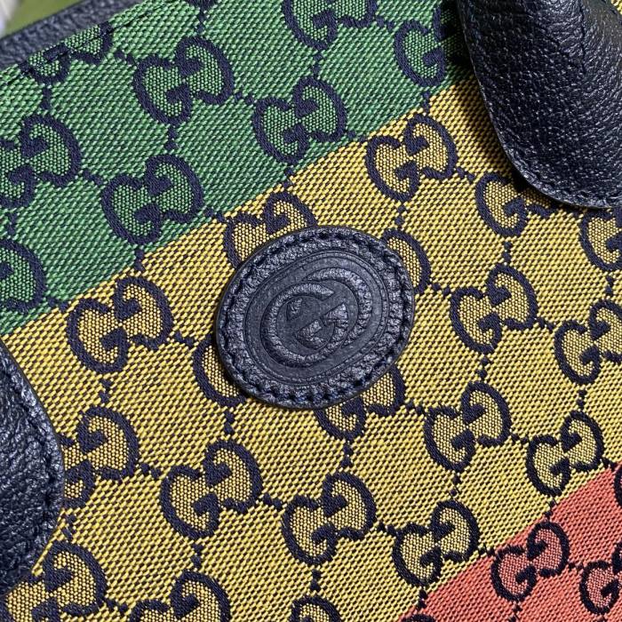  Handbag    Gucci   659983  size  31*26*14  cm  