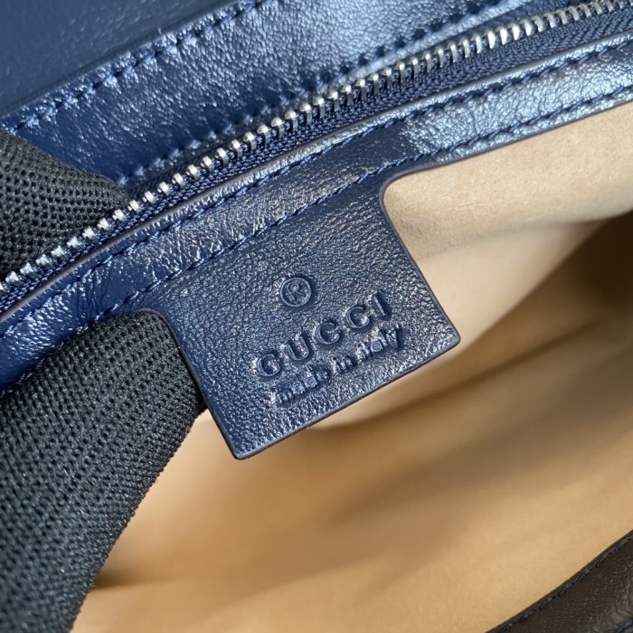  Handbag   Gucci  443497  size  26*15*7  cm 