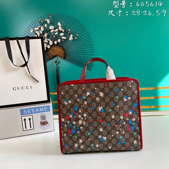  Handbag   Gucci   605614   size  28*26.5*9   cm