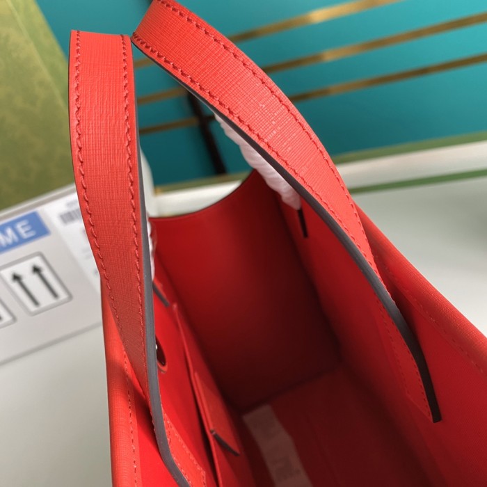 Handbag   Gucci   605614  size  28*26.5*9  cm