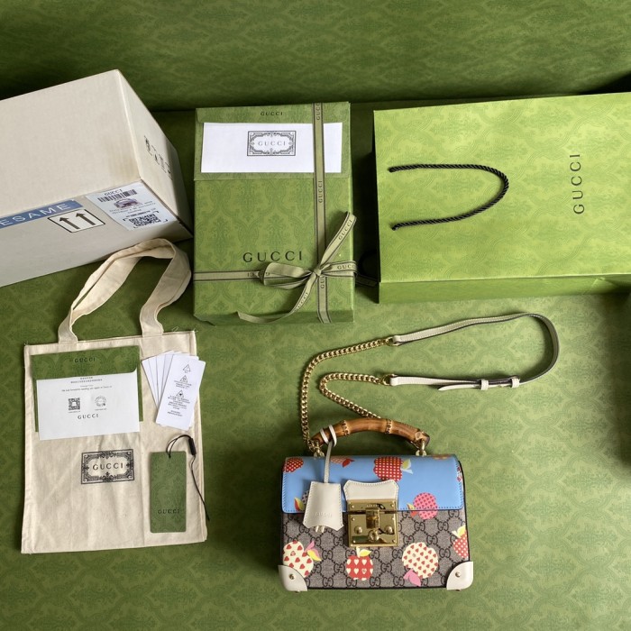  Handbag   Gucci  603221   size   24*17*10  cm 