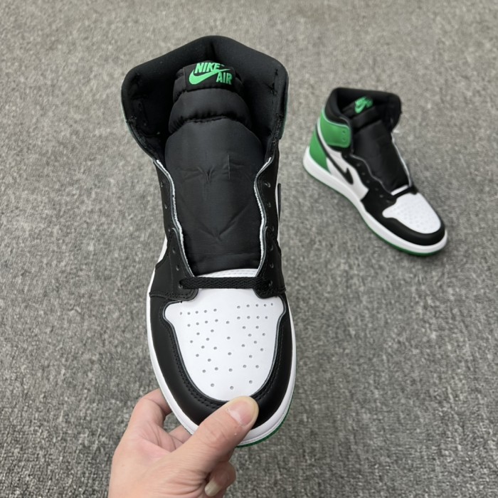 Jordan 1 Retro High OG Lucky Green