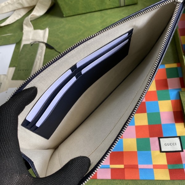  Handbag    Gucci  657581   size  30*25*1.5  cm 