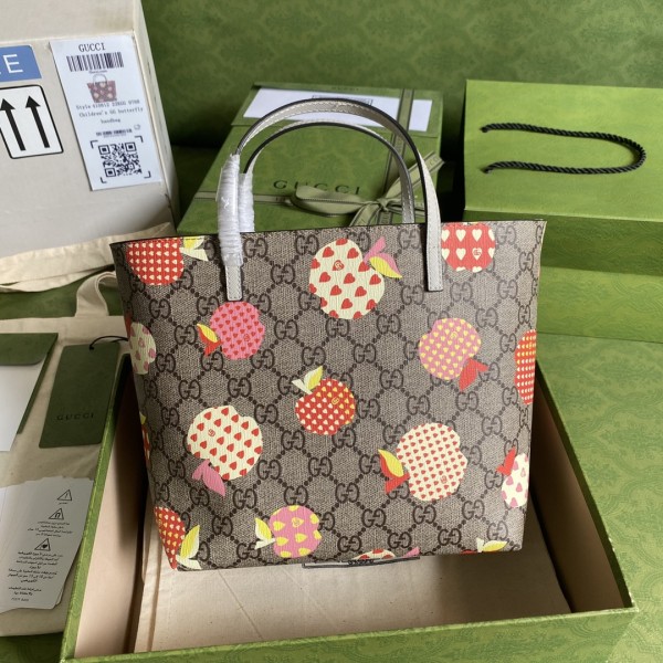  Handbag   Gucci   410812  size  21*20*10  cm