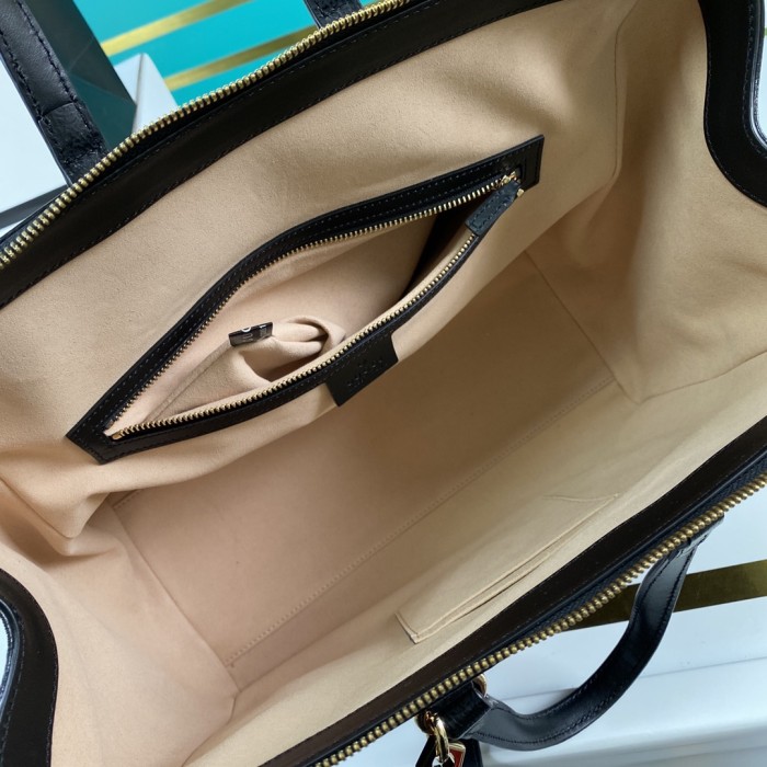  Handbag  Gucci   524537  size  33*24.5*17.5   cm