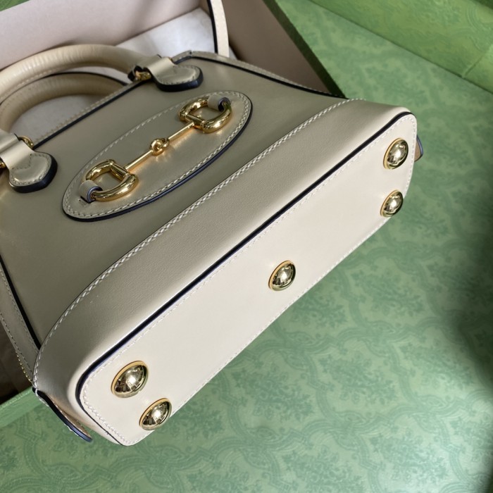  Handbag   Gucci  640716  size  20*19.5*7.5  cm