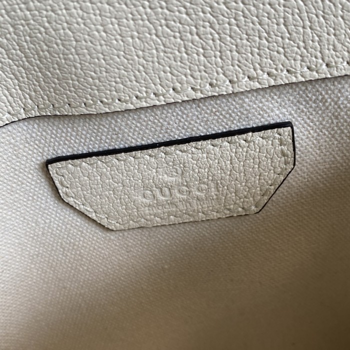 Handbag   Gucci  674081  size  22*17*3.5  cm  