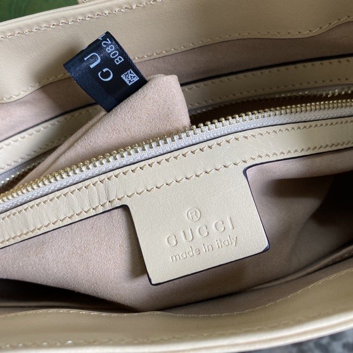  Handbag  Gucci  636709  size 28*19*4.5  cm