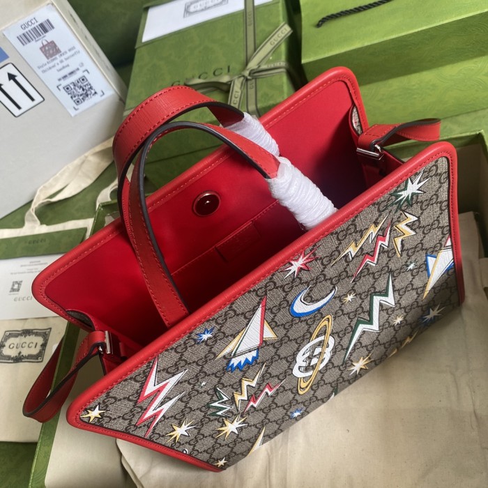  Handbag  Gucci  612992  size  28*25*11  cm