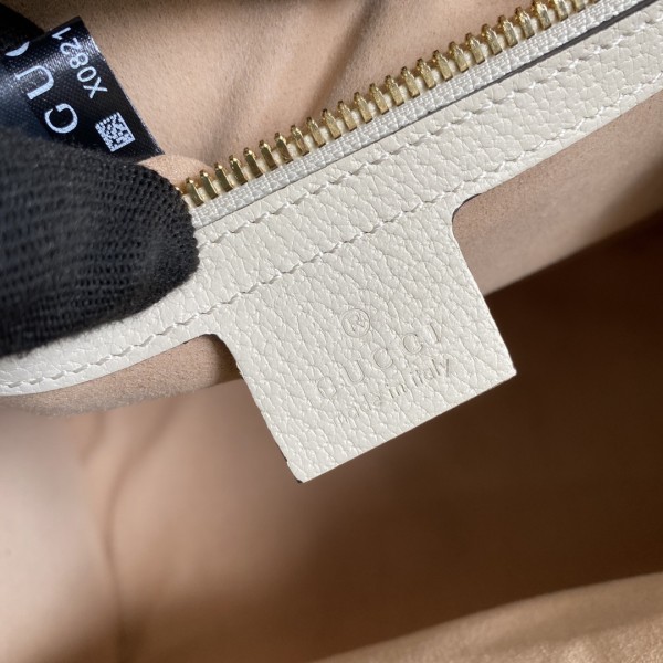  Handbag   Gucci  659983  size  31*26*14  cm