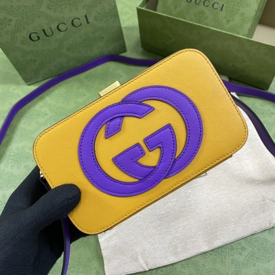  Handbag  Gucci    658230   size  17*10*5.5 cm