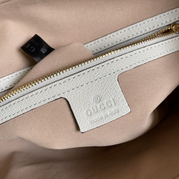  Handbag    Gucci  598125  size  30*22*5.5  cm