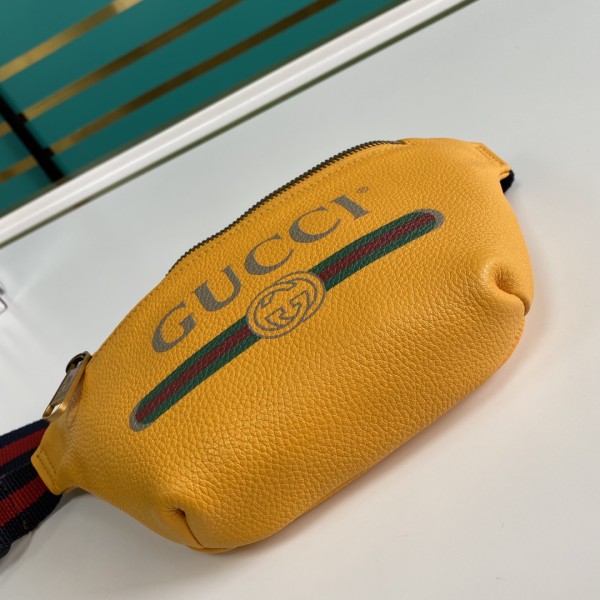 Handbag    Gucci   527792  size   22*13*6  cm